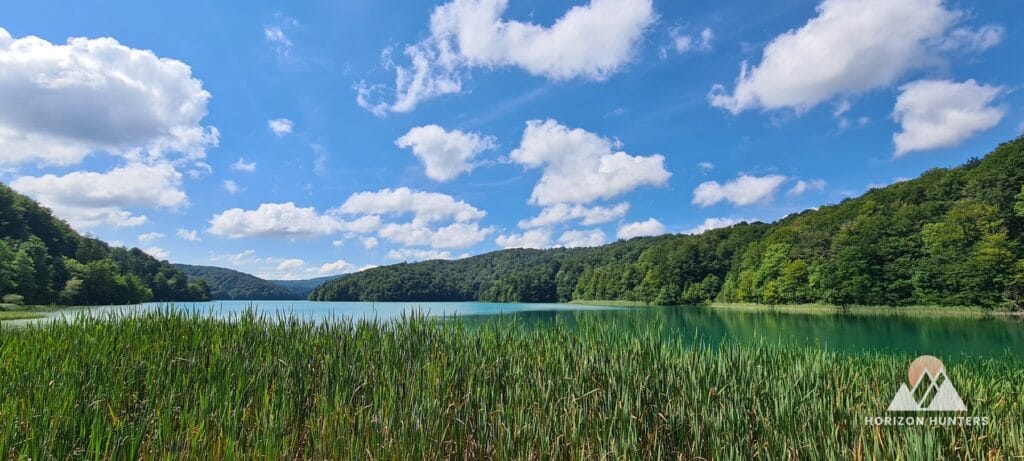 Panorama over de watervallenmeren van Plitvice, Kroatië